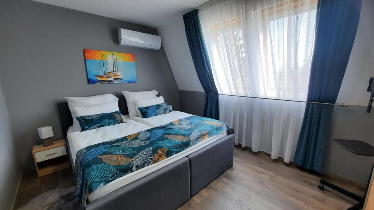 Balaton Legendaja Apartman Siófok Exteriör bild